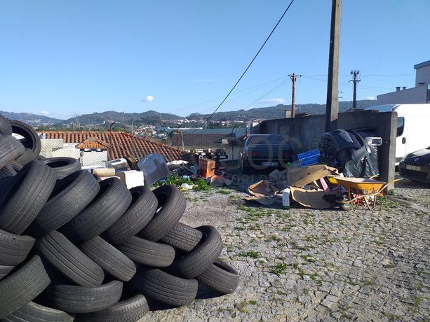 Armazém · Equipamento Diverso · Santo Tirso