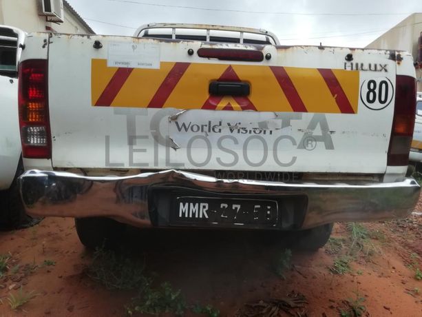 Toyota Hilux ·