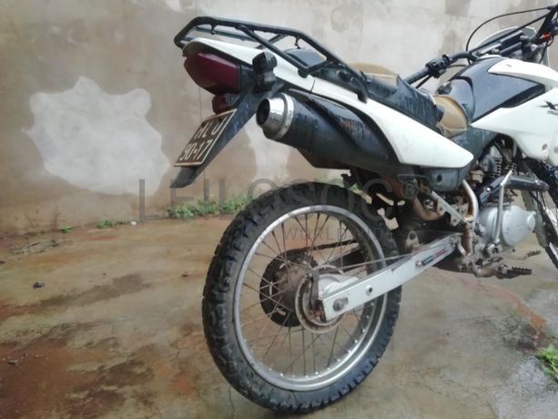 Honda XL125L ·
