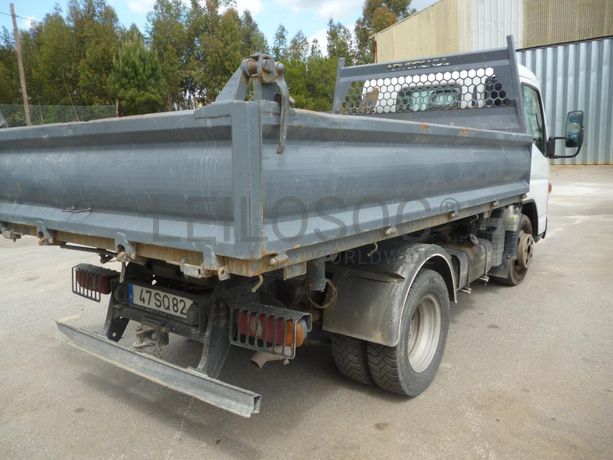 MITSUBISHI CANTER FUSO