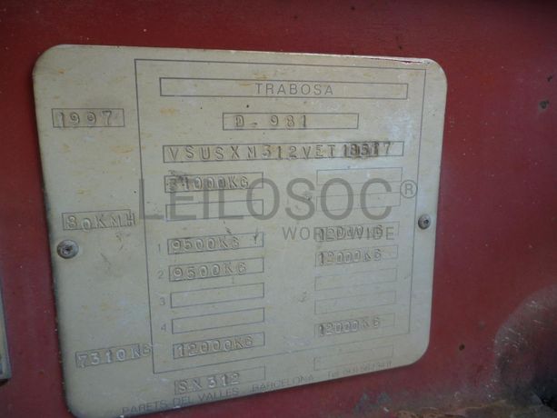 Reboque porta inertes