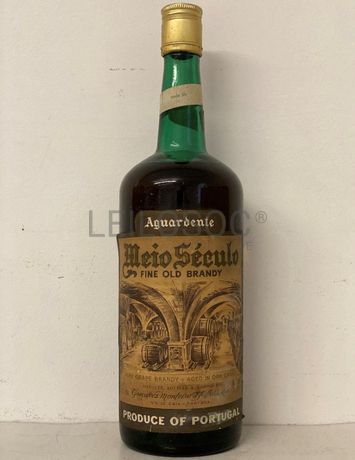 Aguardente 'Meio Século'
