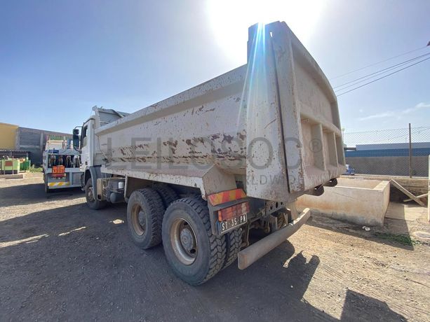 Camião Basculante 26 T (4X2)