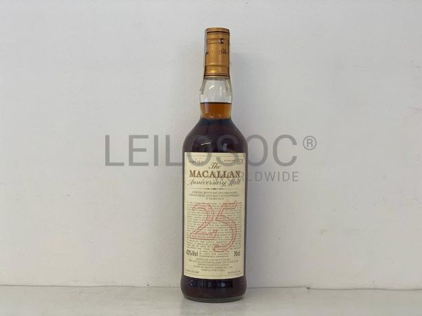 Whisky 'The Macallan Anniversary Malt'