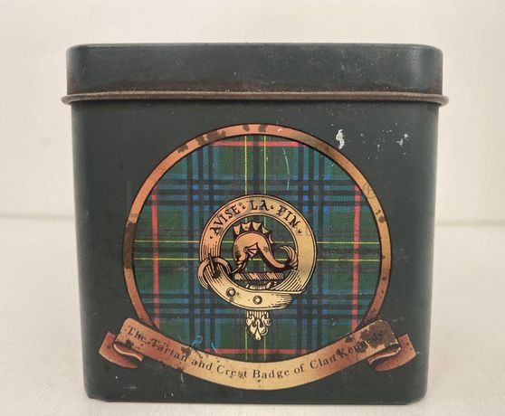 Whisky 'Glenfiddich Pure Malt' - Clan Kennedy