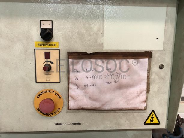 Máquina Eletrónica Escolher Rolhas · Sistema Alimentação