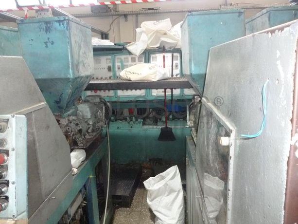 Máquina de injeção