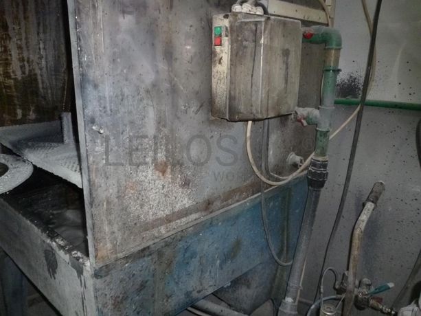 Cabine de pintura + bombas de mexer