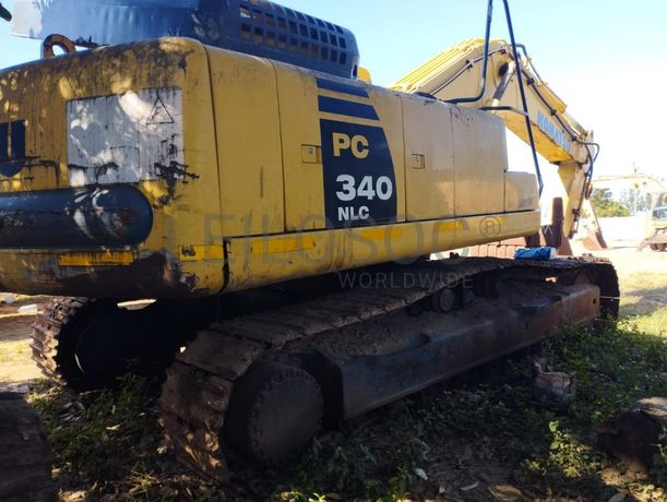 Giratório Komatsu ·