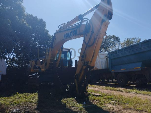 Giratório Komatsu ·