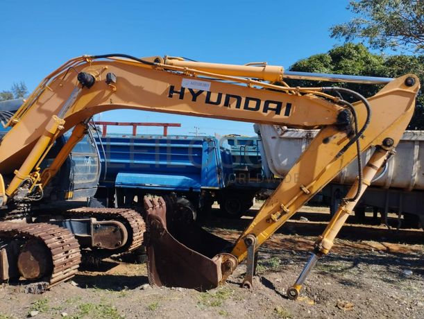 Giratória HYUNDAI ·