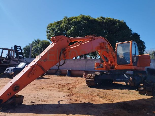 Giratória DOOSAN ·