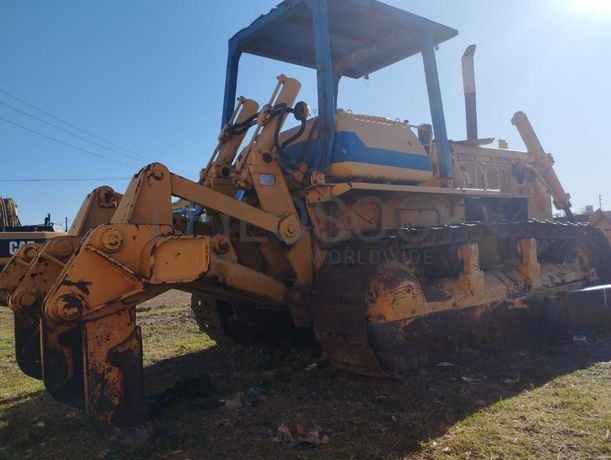Buldozer Komatsu D60E-6 ·