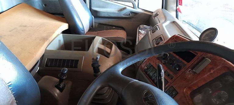 Camião TATA Nexus ·