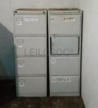 Mobiliário de escritório ·