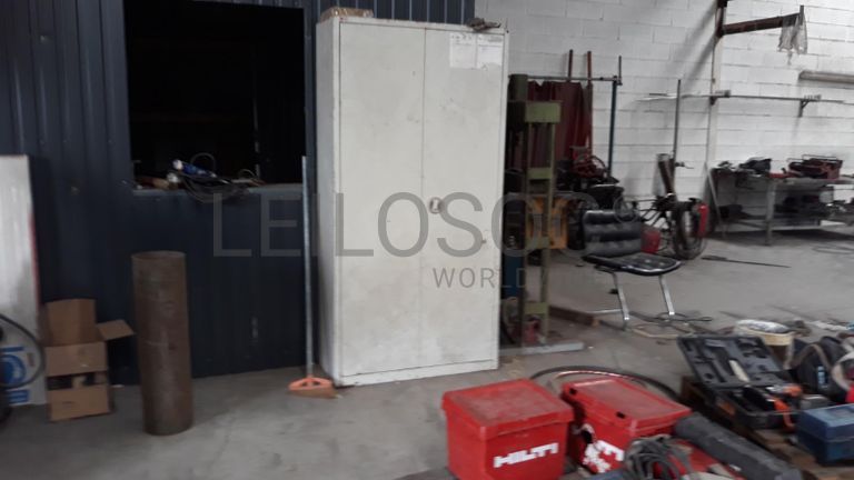 Prensa · Aparelho de soldar