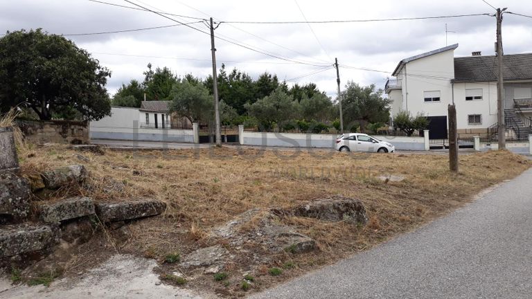 Lote para Construção · Seia