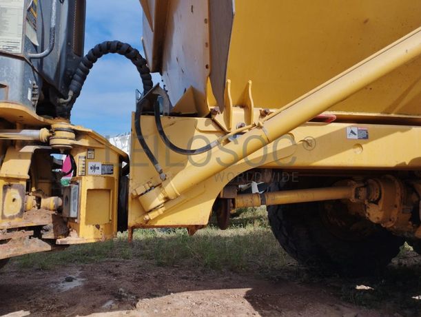 Dumper BELL B30D 6x6 HP ·