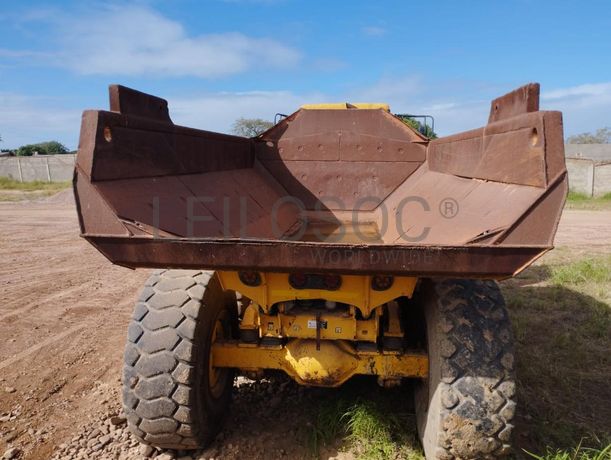 Dumper BELL B30D 6x6 HP ·