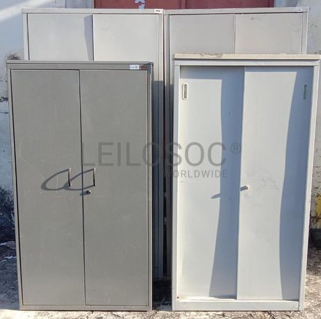 Mobiliário de escritório ·