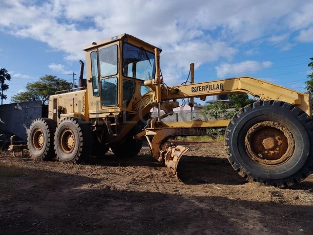 Niveladora caterpillar ·