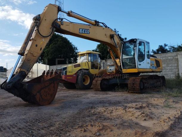 Escavadeira Bell ·