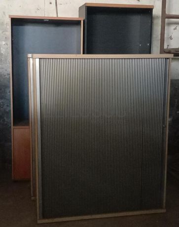 Mobiliário de escritório ·