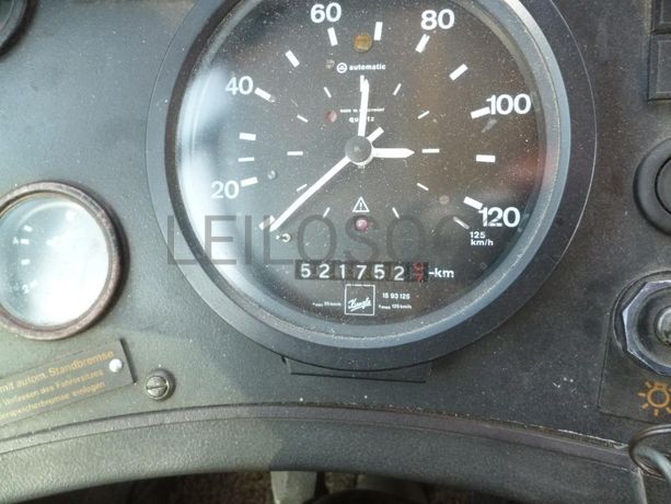 Daimler Mercedes-Benz AG 405