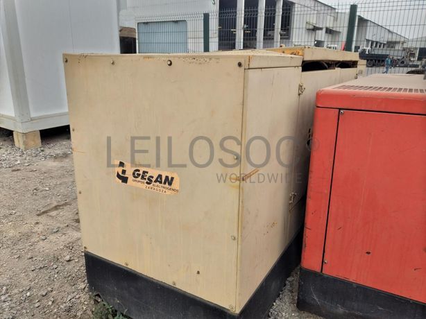 Grupo Eletrogéneo (100Kva) GESAN DVS 130 · Viana