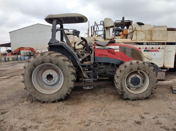 Trator Agrícola · Viana