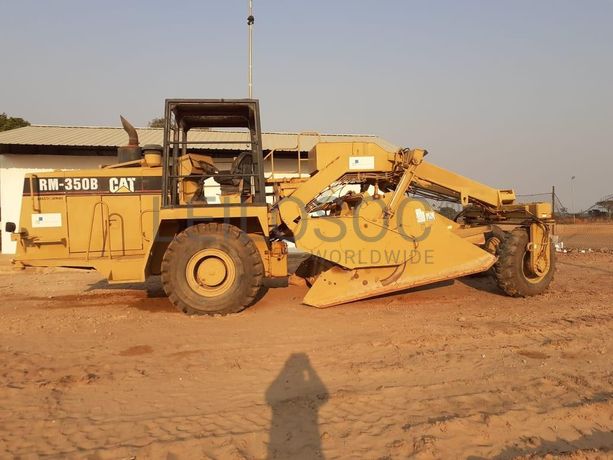 Misturadora/Recicladora CATERPILLAR · Viana