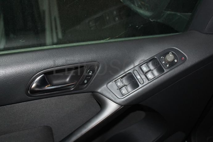 Volkswagen Tiguan 1.4STSI · Ano 2009