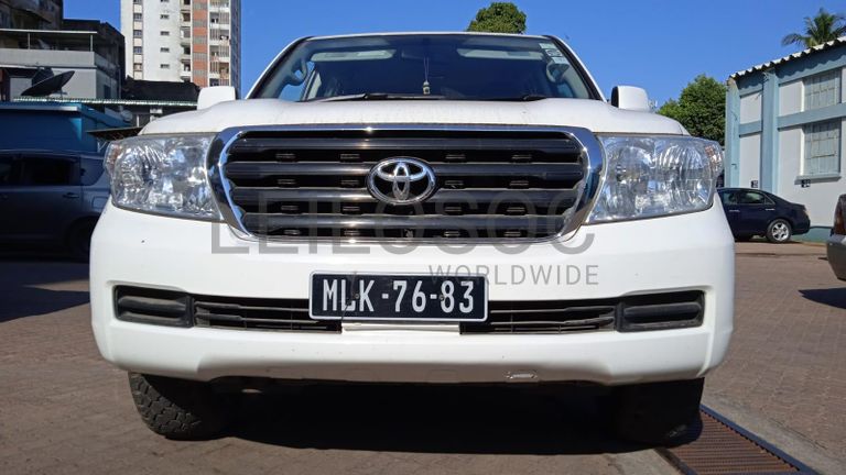 Toyota Landcruiser ·