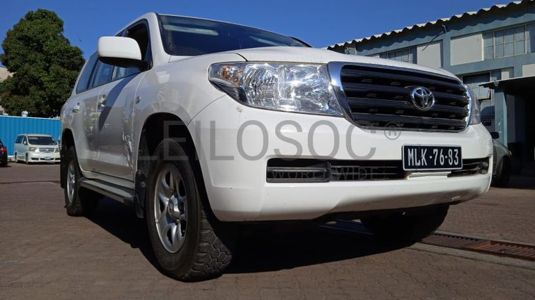 Toyota Landcruiser ·