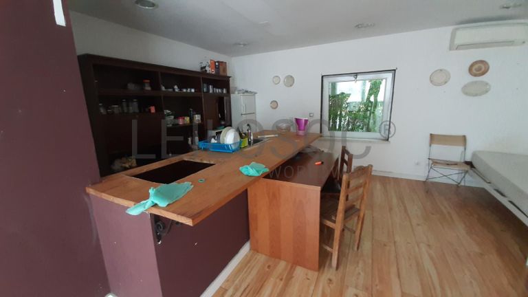 Moradia V3 + Terreno · Condeixa-a-Nova