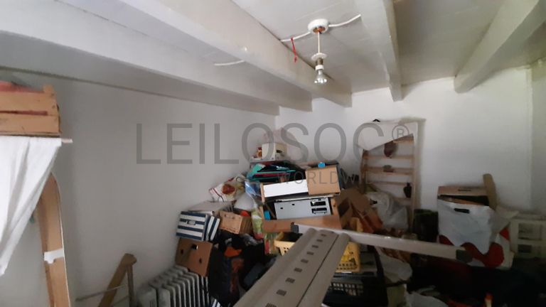 Moradia V3 + Terreno · Condeixa-a-Nova