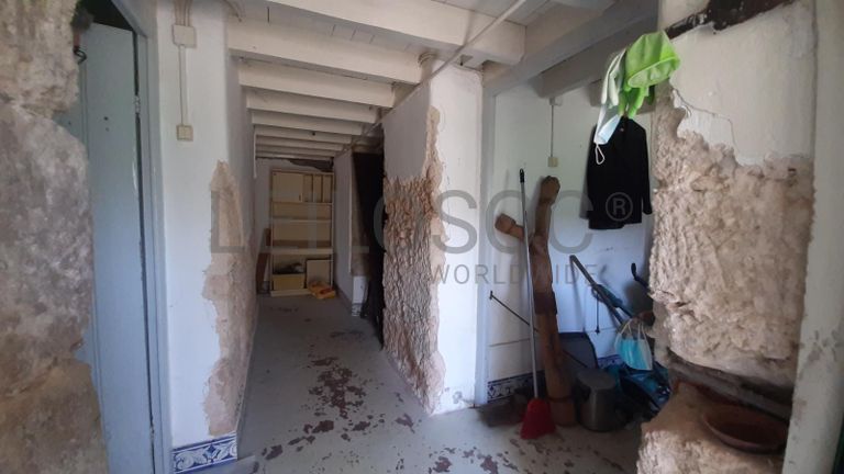 Moradia V3 + Terreno · Condeixa-a-Nova