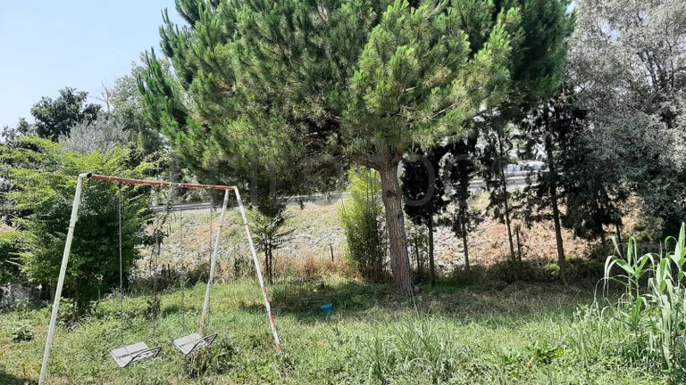 Moradia V3 + Terreno · Condeixa-a-Nova