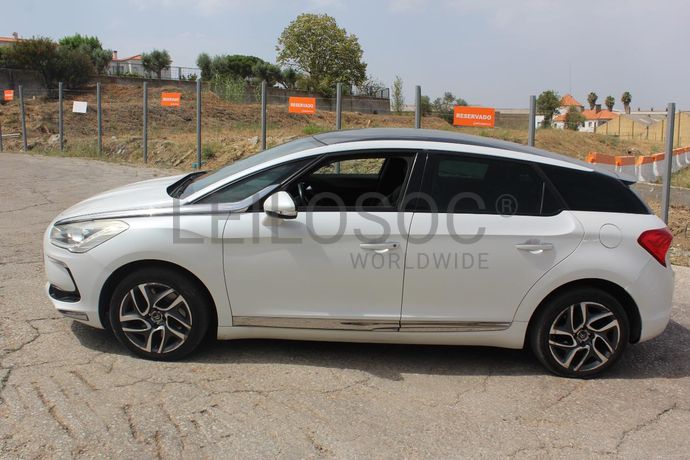Citroën DS5 2.0HDI Hybrid 4 · Ano 2013