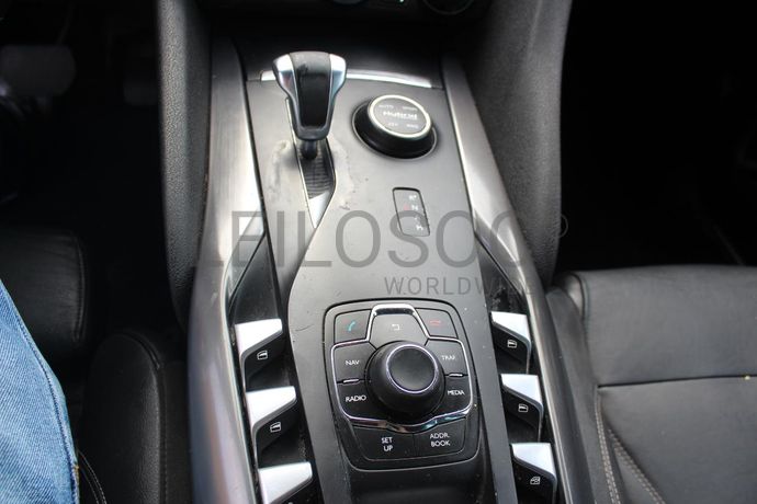 Citroën DS5 2.0HDI Hybrid 4 · Ano 2013