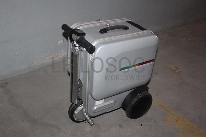 Scooter com mala de pilotagem inteligente