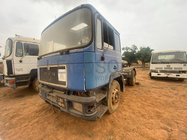 Camião MAN · Belas