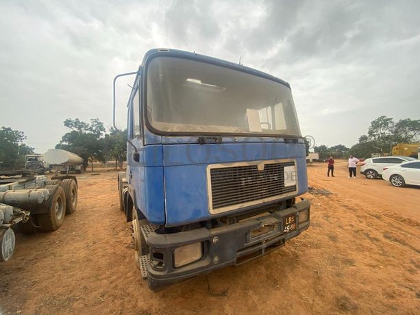 Camião MAN · Belas