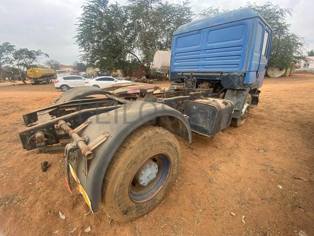 Camião MAN · Belas