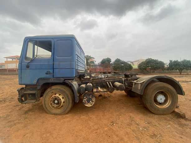 Camião MAN · Belas