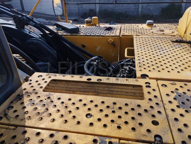 Escavadeira Volvo EC460BLC ·