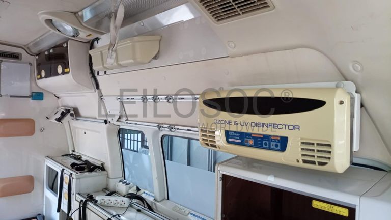 Ambulância Toyota Hiace ·