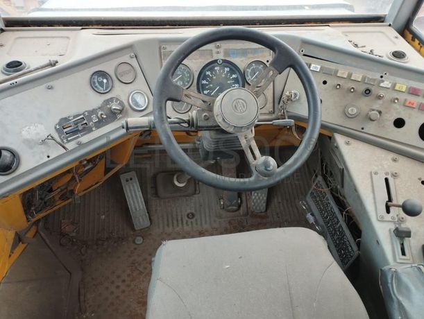 Dumper Volvo A25C 6X6 ·