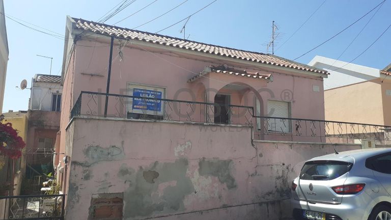 Moradia V6 · Rio de Mouro, Sintra