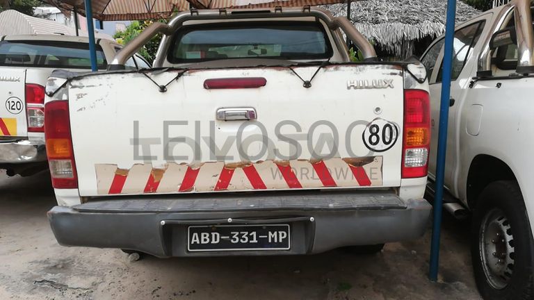 Toyota Hilux ·